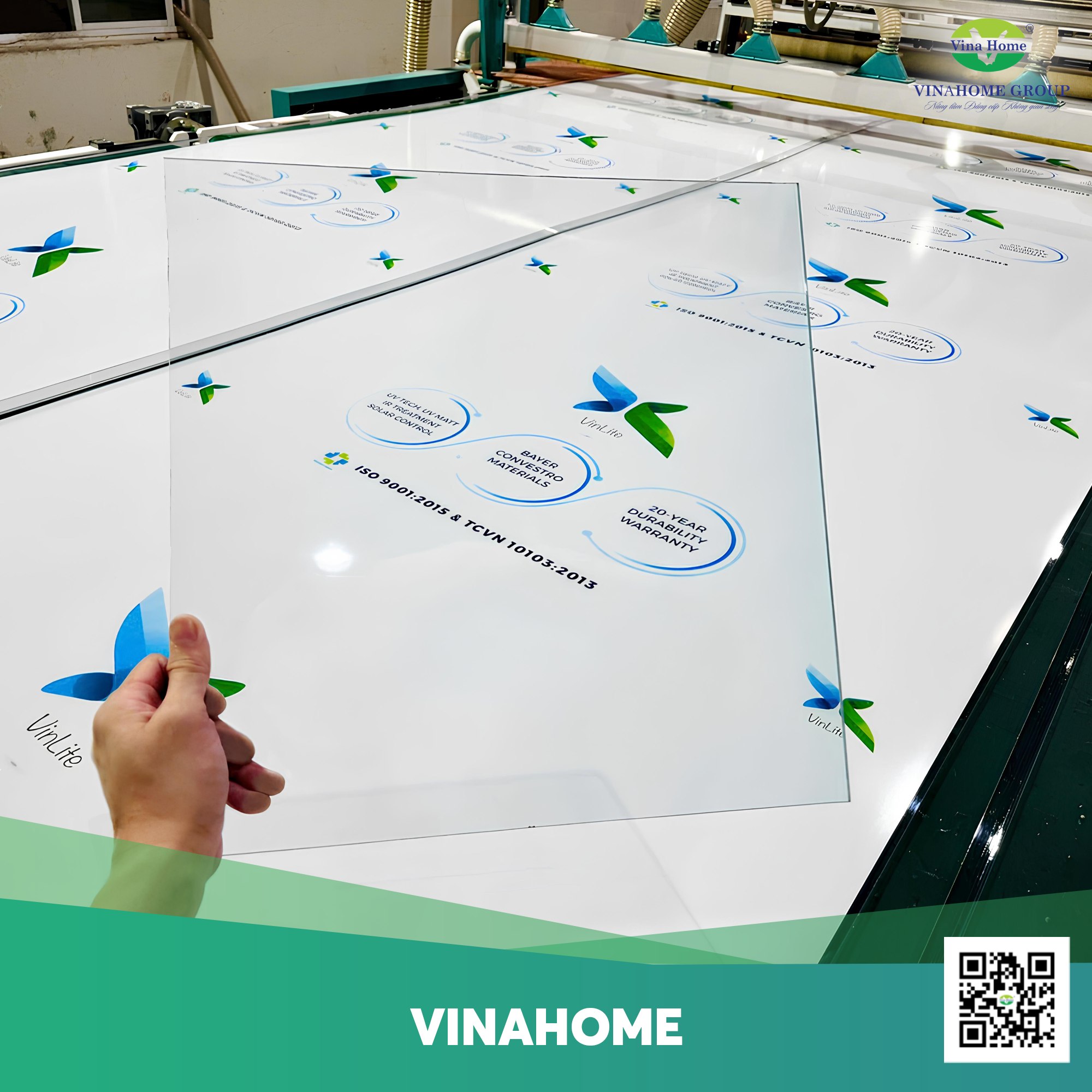 Tấm nhựa Poly vinahome