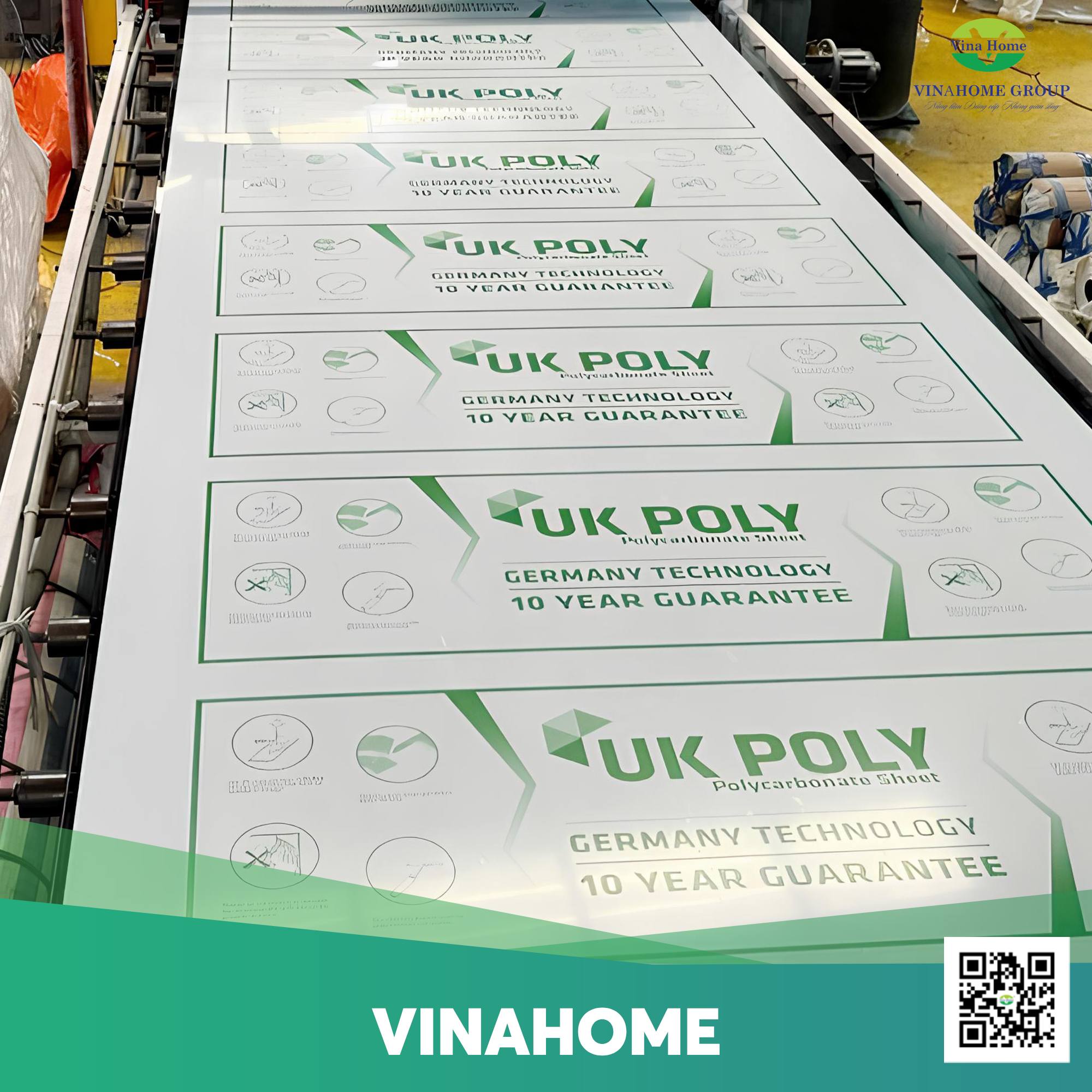 Tấm Polycarbonate nhãn UK
