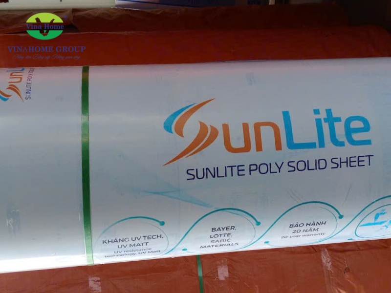 Tấm Polycarbonate nhãn Sunlite